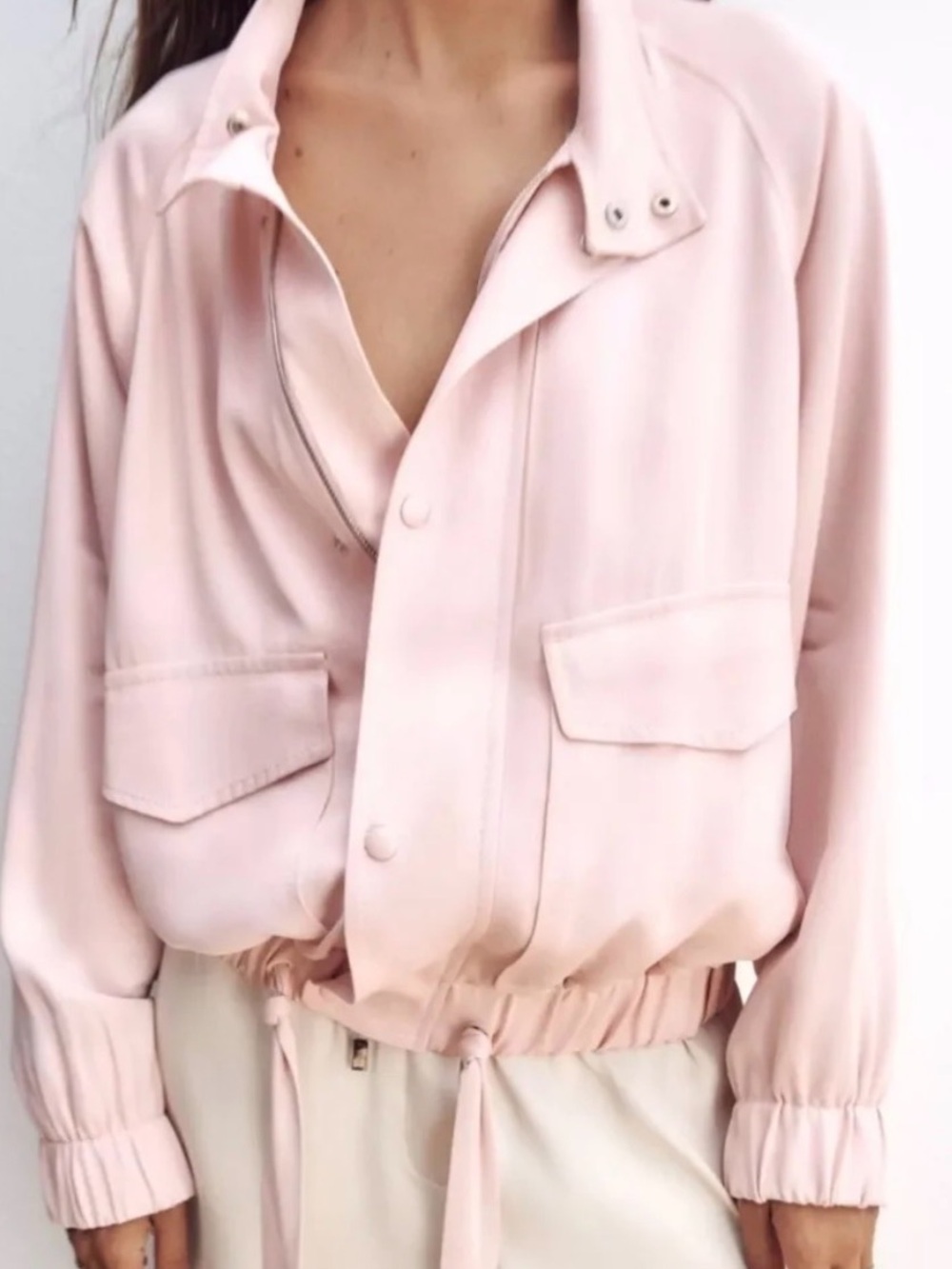 Women’s Zara Baby Pink Satin Flowy Bomber Jacket Size Small